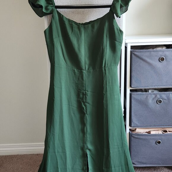 Reformation-Inspired Emerald Green Dress - Picture 2 of 2